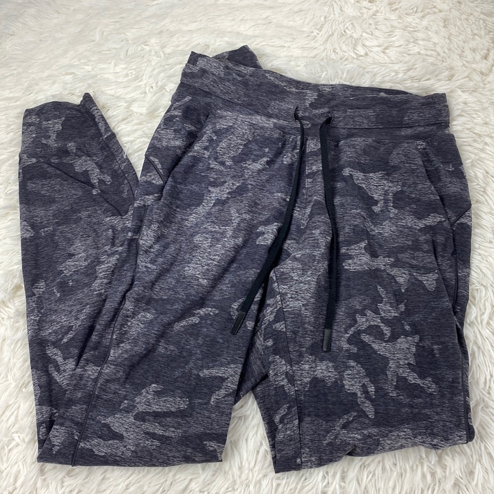 Lululemon Ready To Rulu Pant *Updated Incognito Camo HTR Black / Black